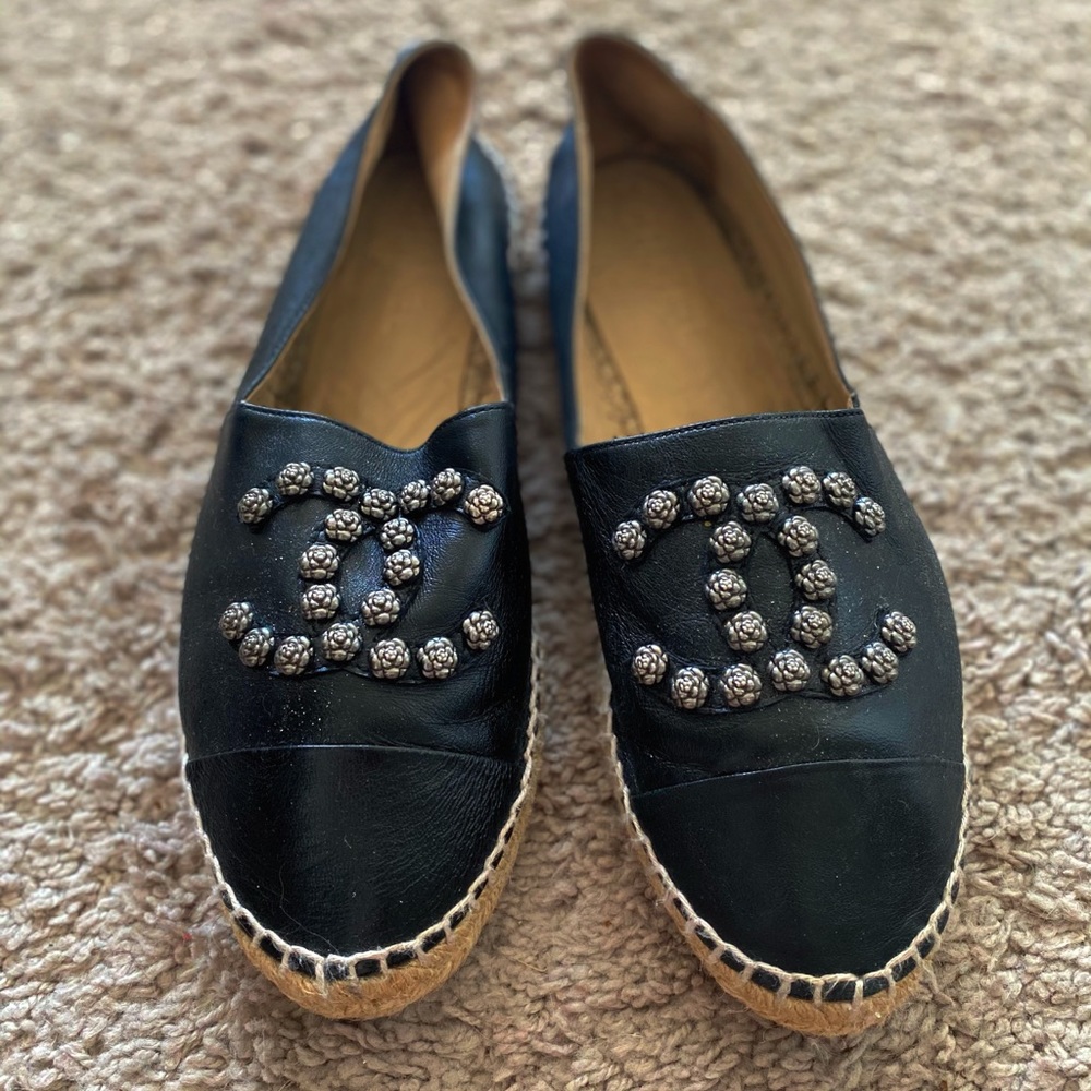 AUTHENTIC CHANEL Loafers